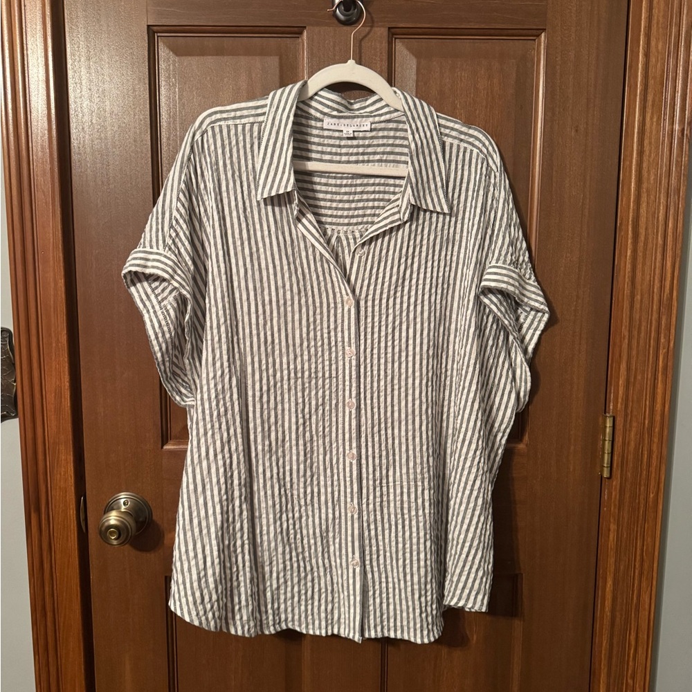 Jane and Delancey White and Gray Striped Button-Down Shirt